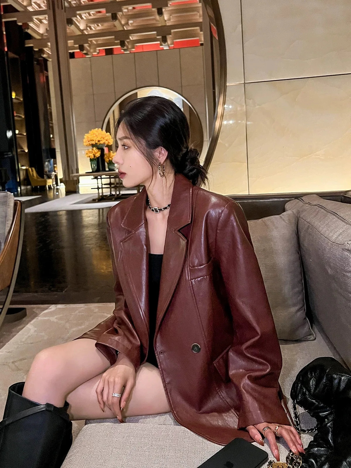 Angola Red Fried Street Retro Womens PU Leather Suit Jacket 2024 Spring and Autumn Loose Hong Kong Style Leather Coat Top 250210