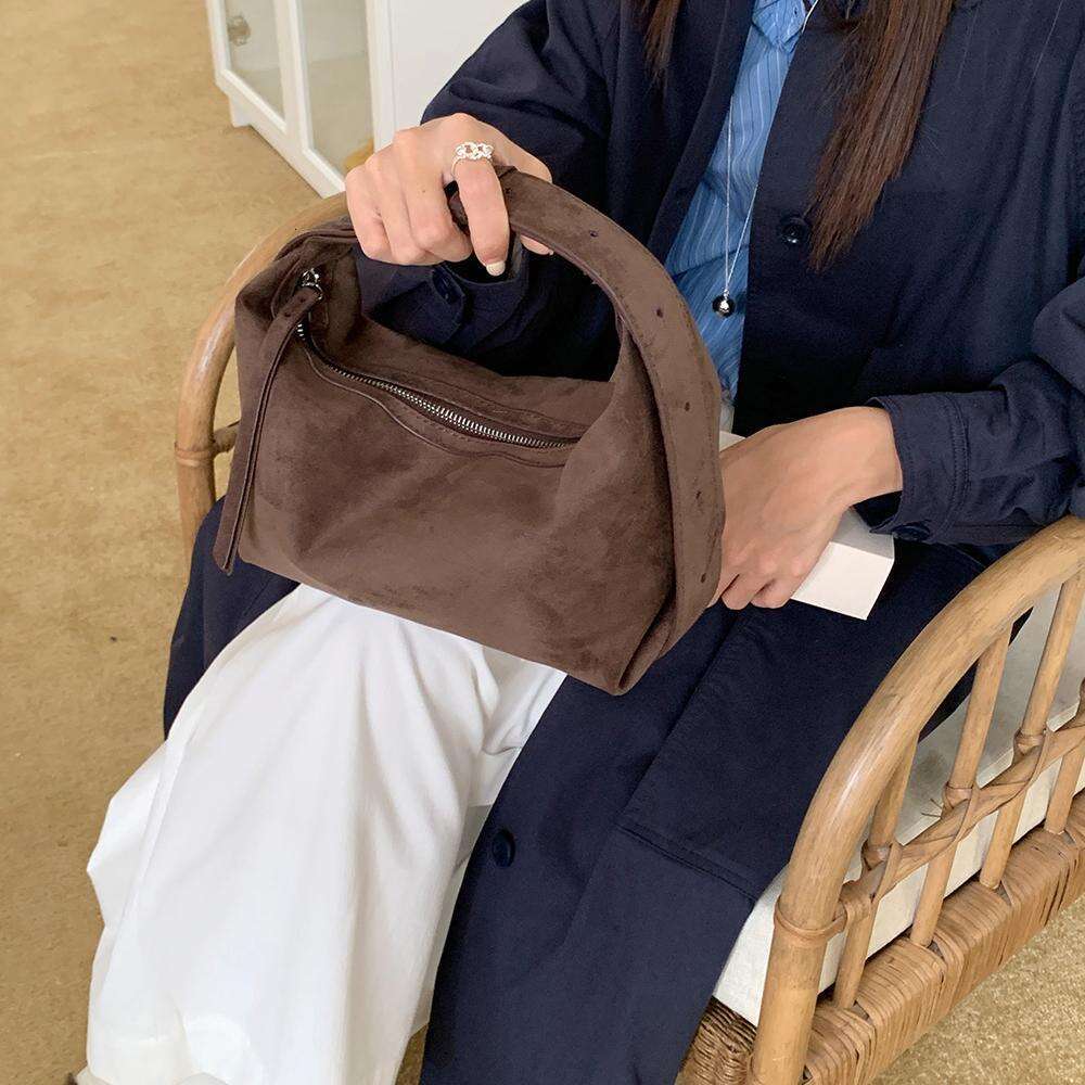 Women's Bags Satisfied with the autumn and winter collection of niche patent leather shiny suede, personalized multi color handheld single should