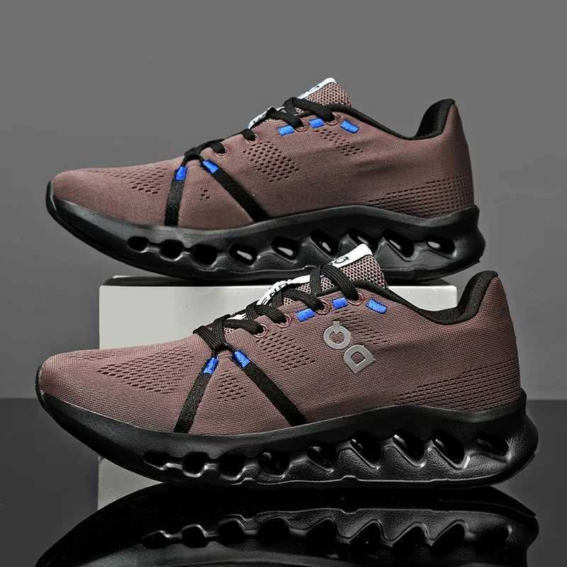 Mens running shoes fashion cross-country sports shoes breathable and comfortable non-slip work tennis sneakersC250410