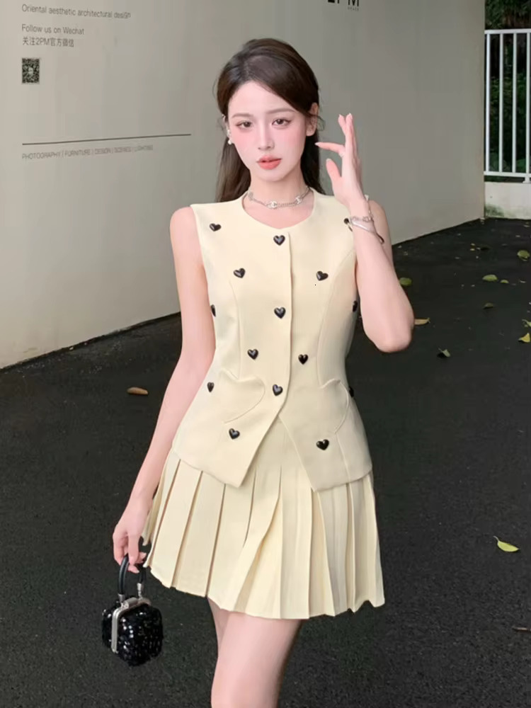 High Quality Korean Elegant Fashion OL 2 Set Women Blazer Vest Top + Pleated Skirt Two Piece Suits Small Fragrance Outfit