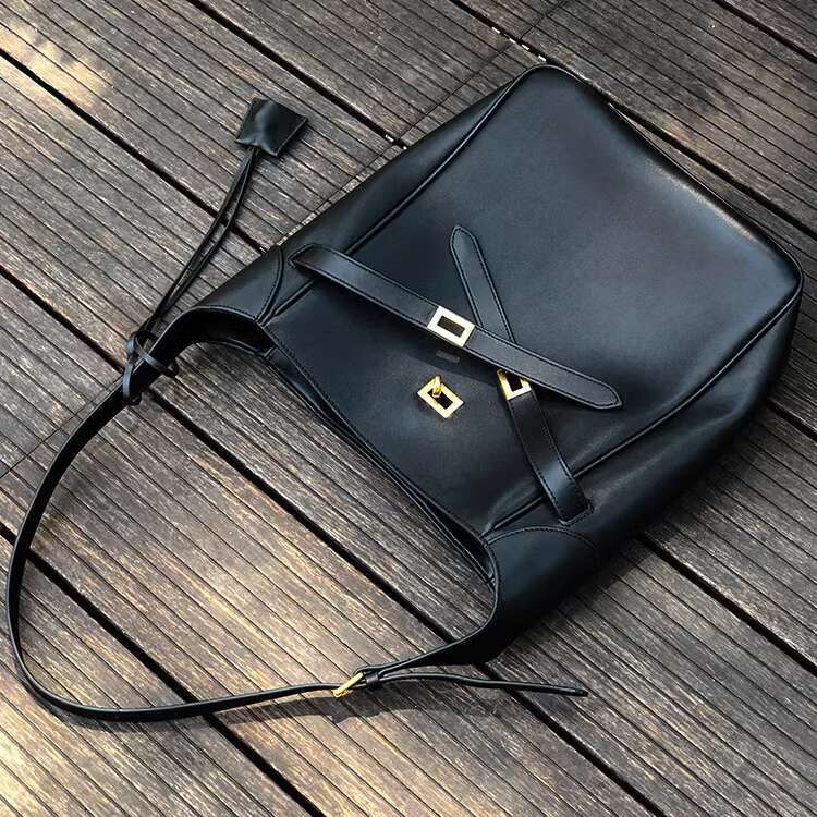 Women's Bags Women's genuine leather handbag commuting large capacity bucket bag, niche high-end texture single shoulder armpit bag, crossbo