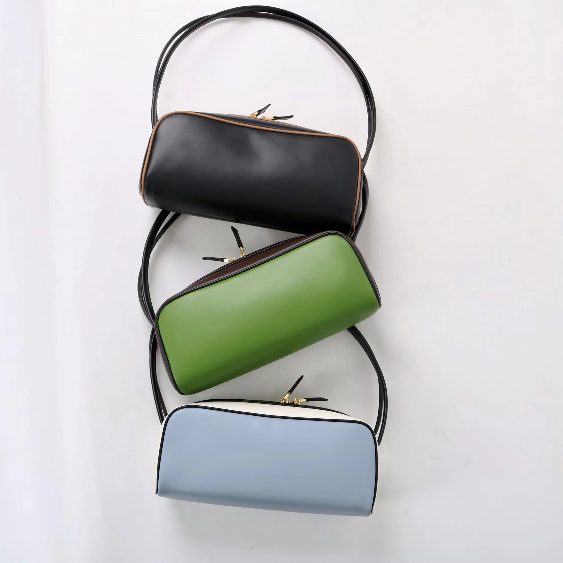 Bag 2025 Spring New Leather Handheld Bowling For Women, Super Hot, Color Contrasting, High Grade, Single Shoulder Commuter Underarm Bag