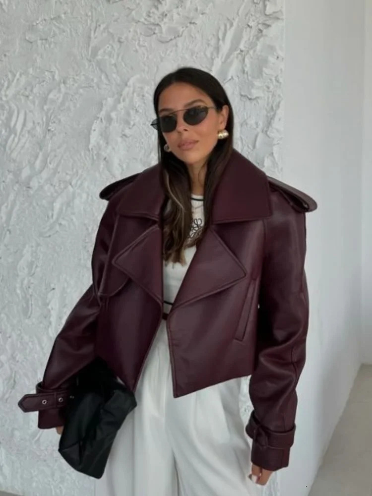 Vintage Solid Color Lapel Shoulder Pads Short Coat Pockets Long Sleeves Womens Leather Jacket Female Autumn High Streetwear 250208