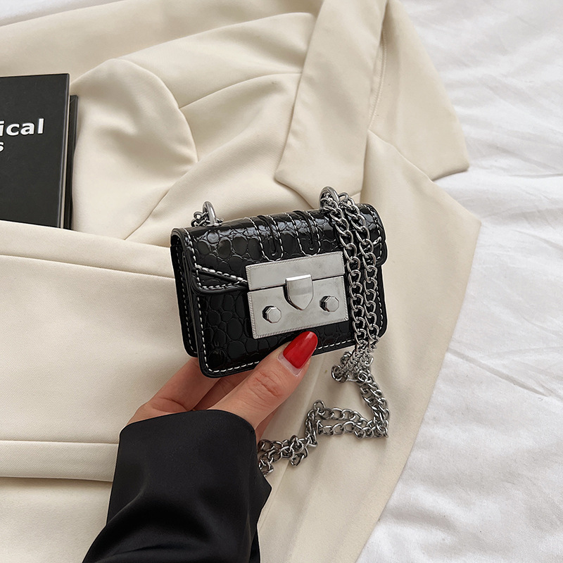 Small fashion mini chain small bag female 2025 new Korean simple small square bag senior sense crossbody bag