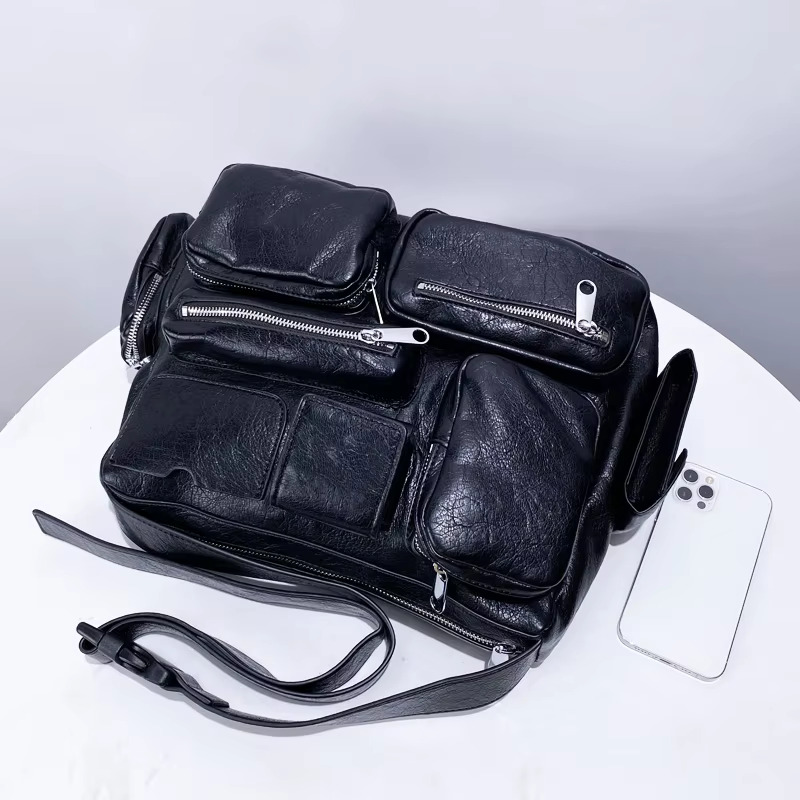 Designer bag women's motorcycle and bicycle bag 2025 new PU oil wax leather multi pocket Y2k crossbody