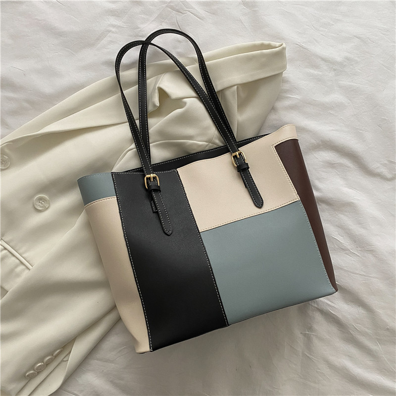 Versatile New Traveler's Tote: Multi-Purpose Large Arm Crossbody Pouch