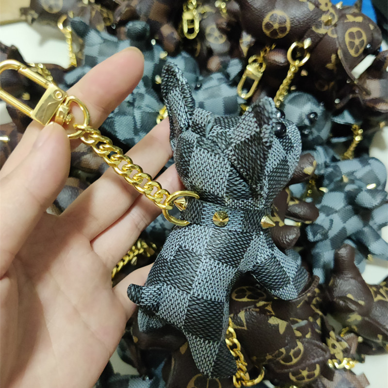 Classic checkerboard five-figure fighting dog 9cm small bag keychain pendant party gift free shipping designer keychain