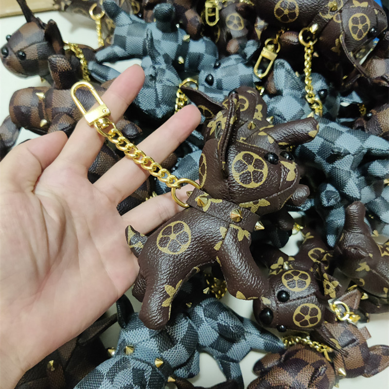 Classic checkerboard five-figure fighting dog 9cm small bag keychain pendant party gift free shipping designer keychain