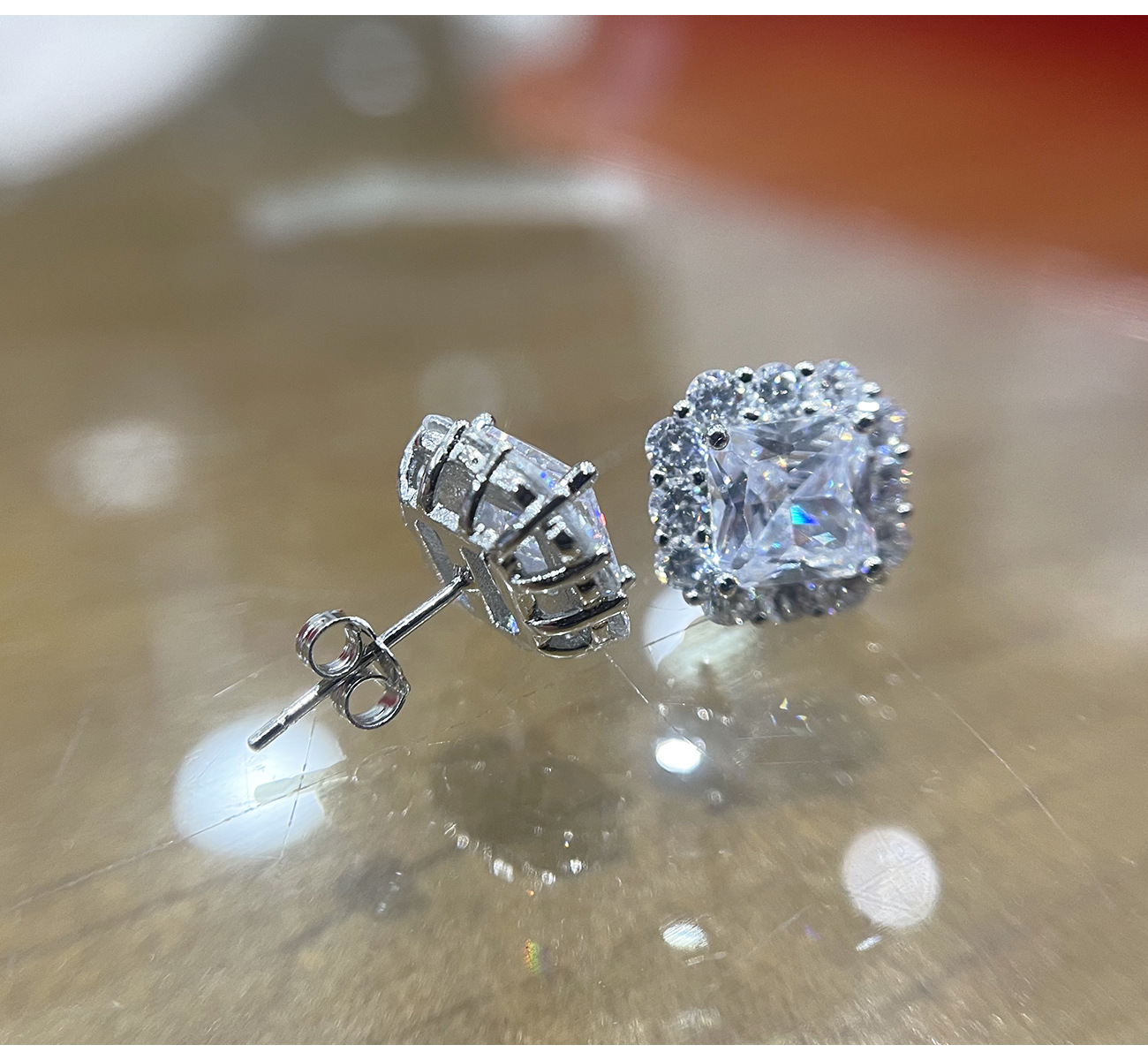 2025 Sparkling Stud Earrings Luxury Jewelry 925 Sterling Silver Princess Cut Lab Yellow Moissanite Diamond Party Lady Women Wedding Flower Earring Gif