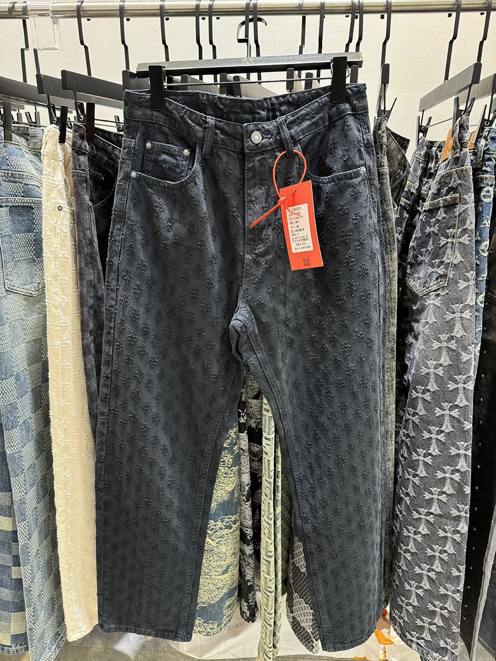 Personality Vintage Y2k Jeans Men Jacquard Pattern Loosen Fit Embossed Pants Straight Leg Baggy Trousers w250210