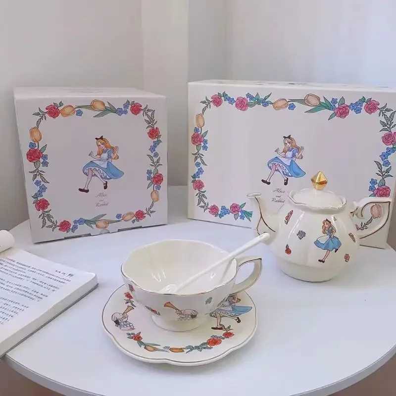 Cups Saucers Mother and Child Pot Alice in Wonderland Ceramic Tea Set with Teapot and Matching Cups Tea Party Set with Cute Rabbit Tea Pot CL250211