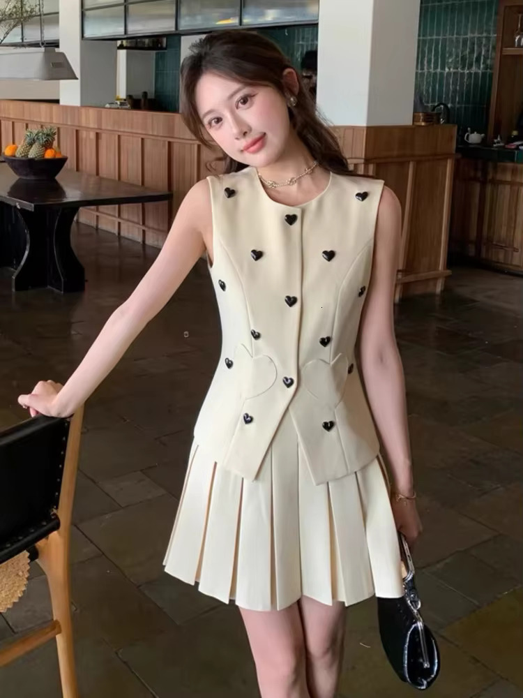 High Quality Korean Elegant Fashion OL 2 Set Women Blazer Vest Top + Pleated Skirt Two Piece Suits Small Fragrance Outfit