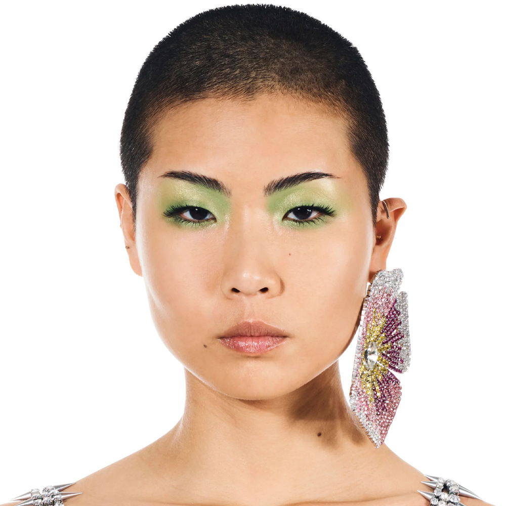 Women's Earrings 2PCS/LOT Flower Rhinestone Earrings with Exaggerated Pearl Accents Vintage Stage Accessories