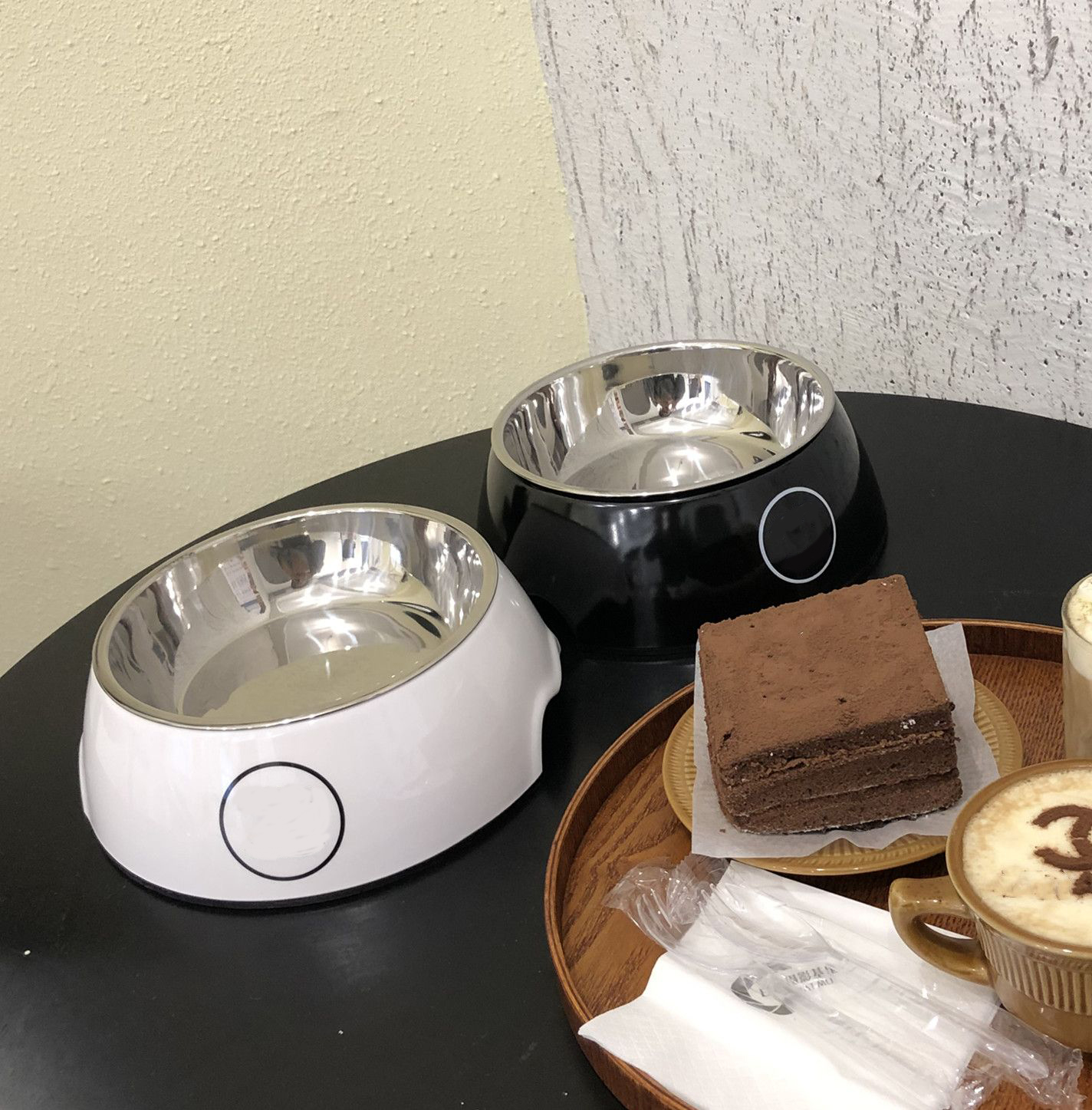 Designer Black White Letter Printed Pet Drinking Bowl Cat and Dog Food Set Free shipping