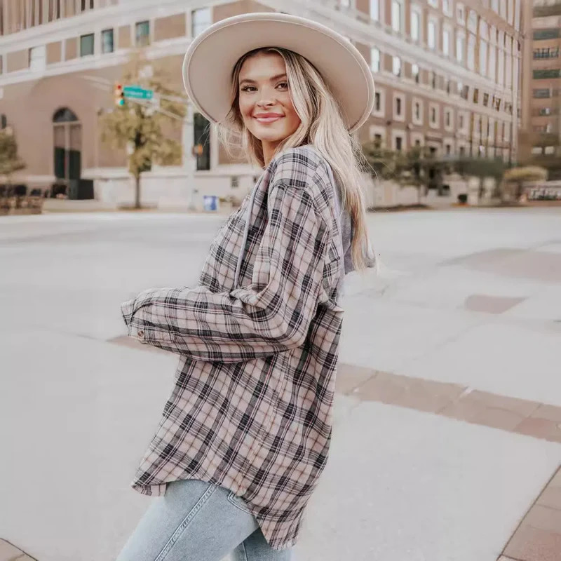 Womens Fashion Hooded Loose Fit Plaid Cardigan Thin Jacket 250109Z