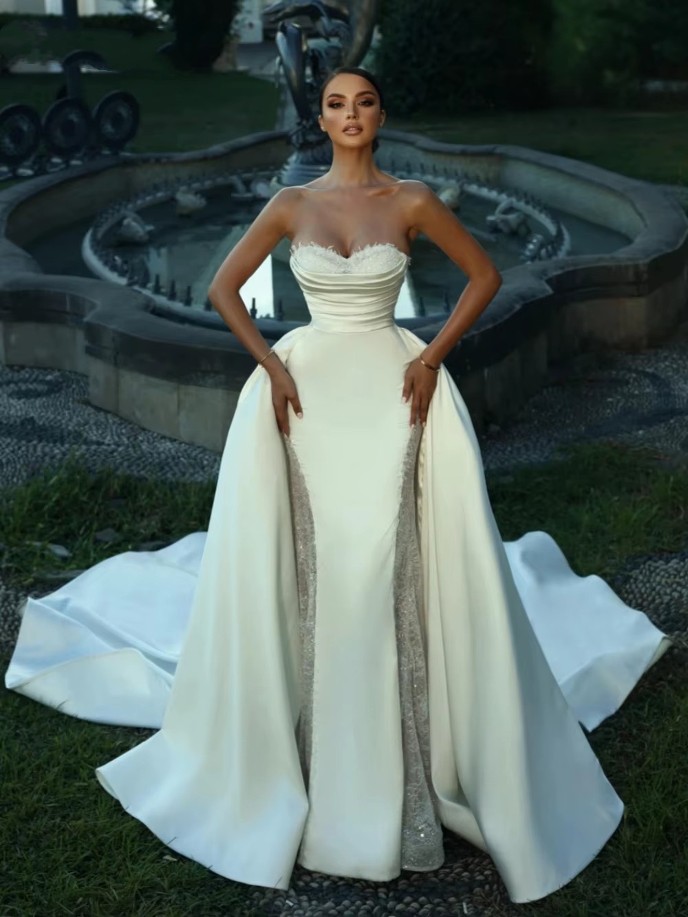 Elegant Mermaid Wedding Dress Sweetheart Neck Sleeveless Bridal Gowns Sequins Appliques Detachable Train Dresses Custom Made vestidos de novia