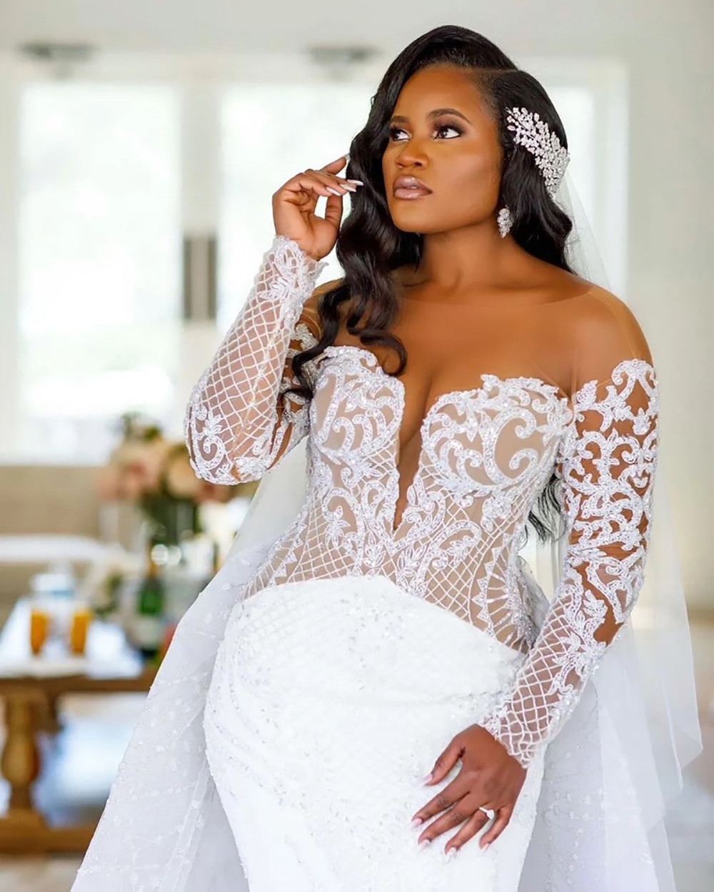 Mermaid Wedding Dresses Bridal Dresses Long Sleeves Satin Sweep Train Scoop Neck Beaded Lace Applique Custom Made Beach Country Plus Size