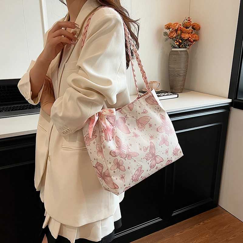 Leisure Large Capacity 2024 New Summer Shoulder Bag Butterfly College Student Commuter Tote Bag Trendy and FiableXJ250227
