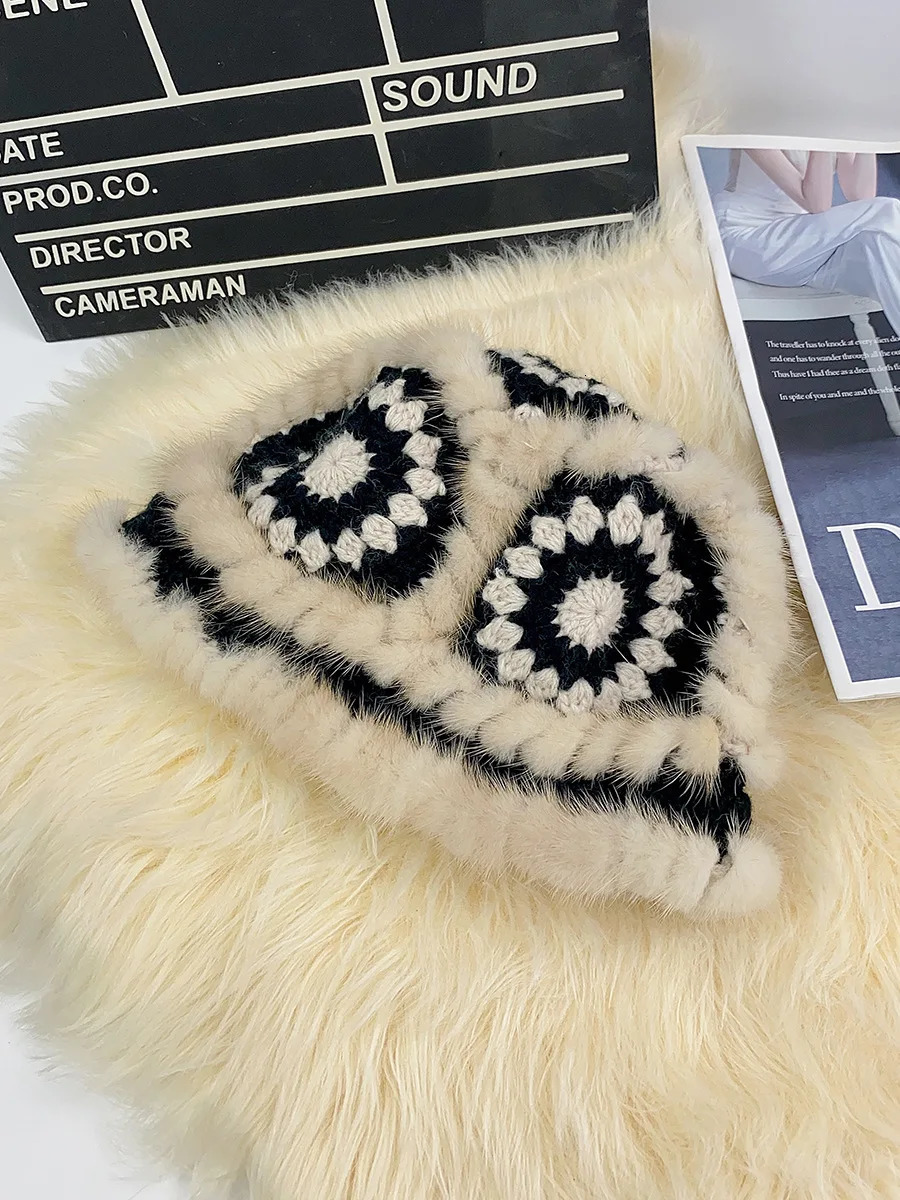 2024 Korean Sweet Real Mink Fur Plush Bucket Hats Women Autumn and Winter Ins Warm Change Knitted Caps 250110