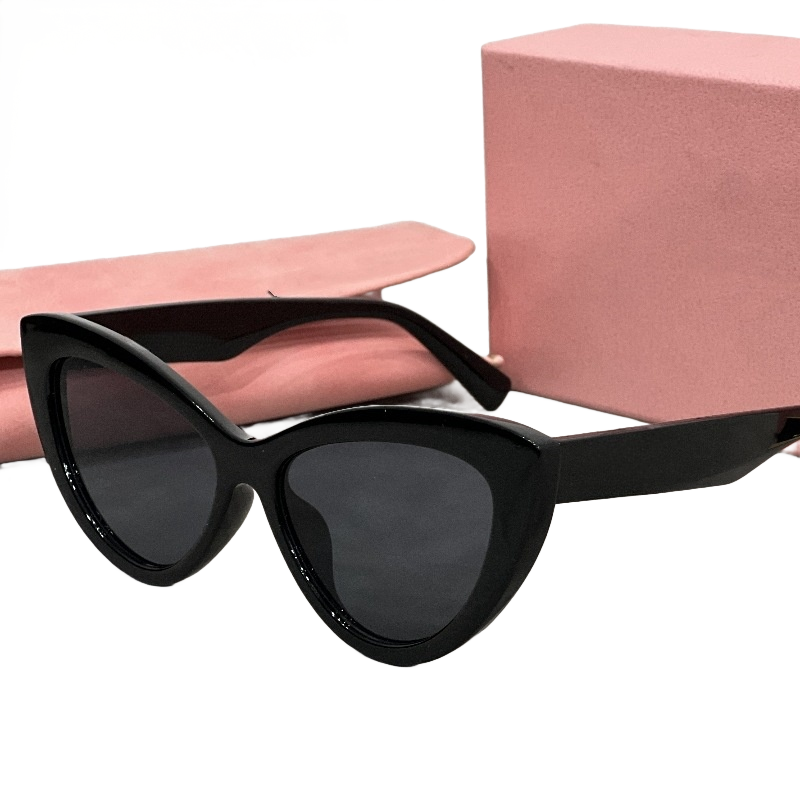 Big Cat Eye Ladies Sunglasses Colored Glasses Women Retro Sun Glasses Female Black Pink Blue Cateye Sunglasses Brand Designer