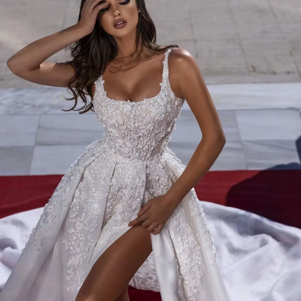 Simple Women Wedding Spaghetti Straps Sleeveless Bridal Gowns Appliques Split Side Sweep Train Dress Custom Made vestidos de novia