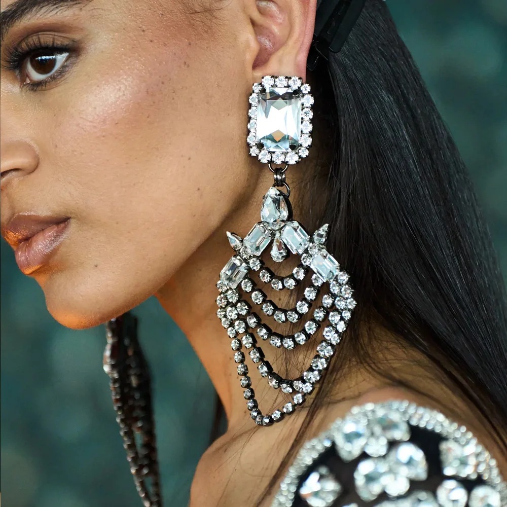 Exaggerated Earrings 2PCS/LOT Big Earrings with Exaggerated Rhinestones Vintage Accessories for Women