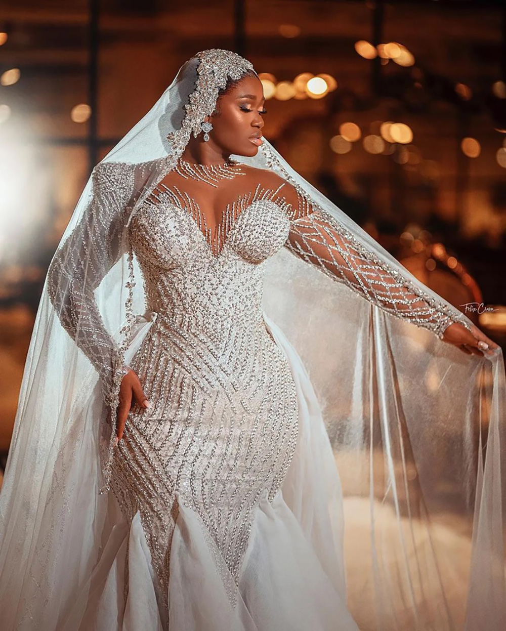Luxury Mermaid Wedding Dresses Long Sleeves Beaded Sequins Appliques 3D Lace Diamonds Crystals Zipper Bridal Gowns Dresses Plus