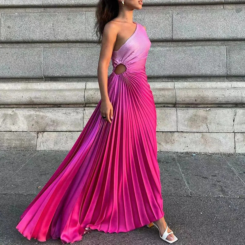 Elegant Women Ruffled Pleated Diagonal Collar Maxi Dress Evening Dress Spring Summer Backless Sleeveless Irregular Party Dresses 250210