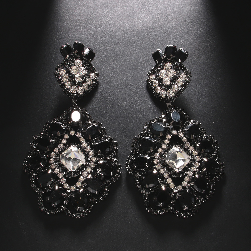Women's Earrings 2PCS/LOT Black Color Exaggerated Earrings Rrhinestone Tassel Earrings Runway Accessories earrings