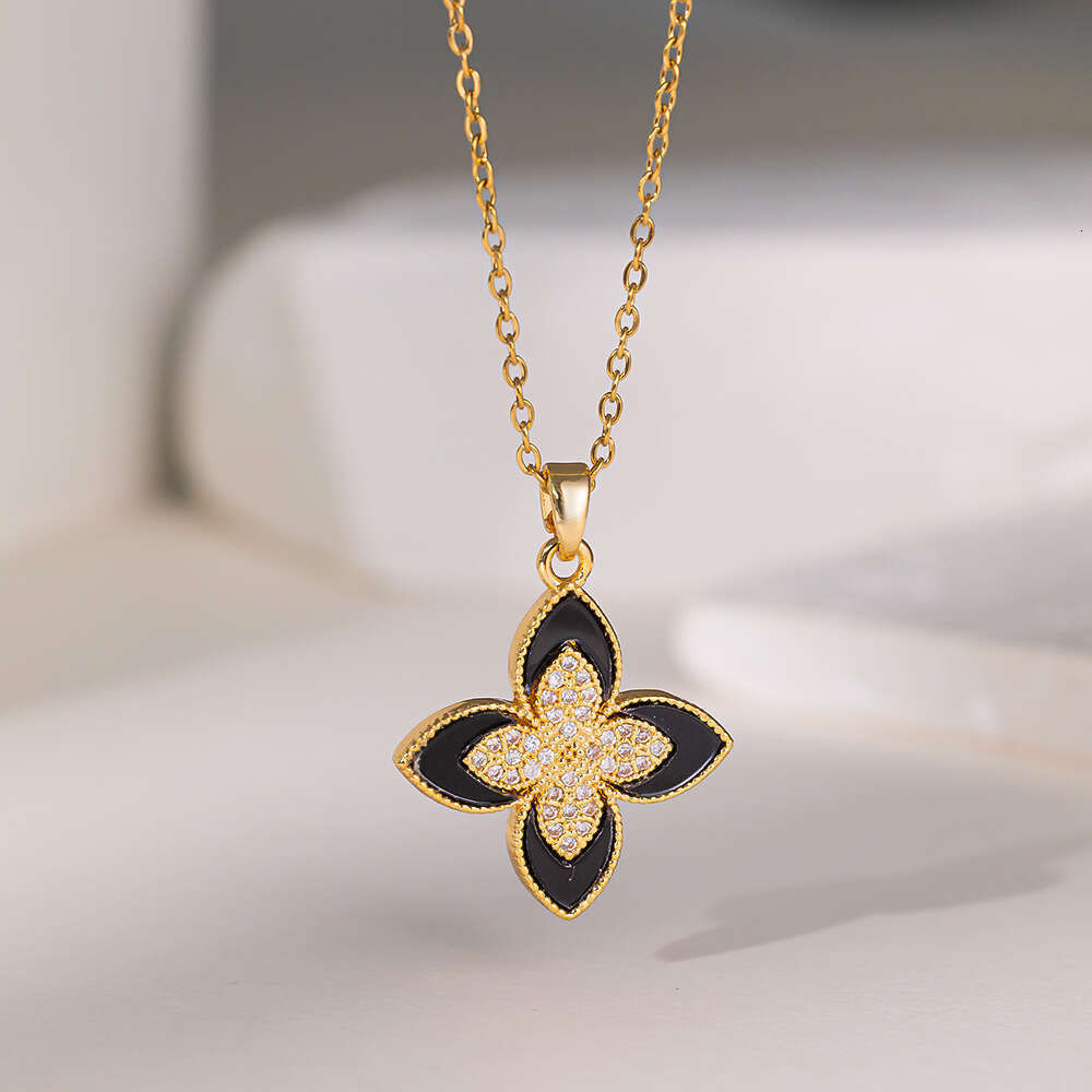 4 Clover Necklace For Women Luxury Designer jewelry 4/ Leaf necklace Copper Gold Plate Agate Diamond Fashion Charm Chain Wedding Gift Party Good Quali