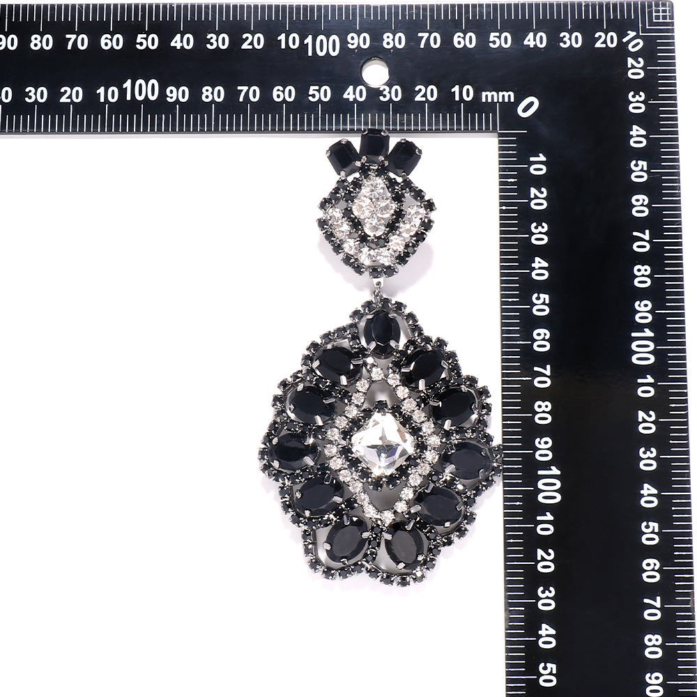 Women's Earrings 2PCS/LOT Black Color Exaggerated Earrings Rrhinestone Tassel Earrings Runway Accessories earrings