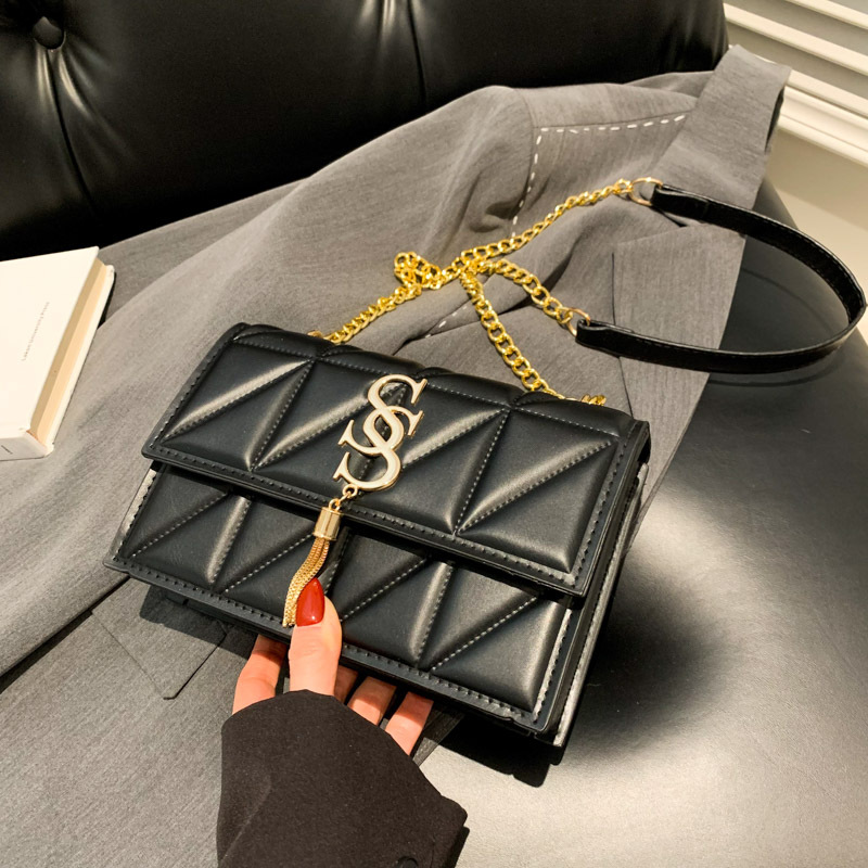 Fashion Korean version temperament NEW chain female 2025 spring new all-in-one ins crossbody bag small square