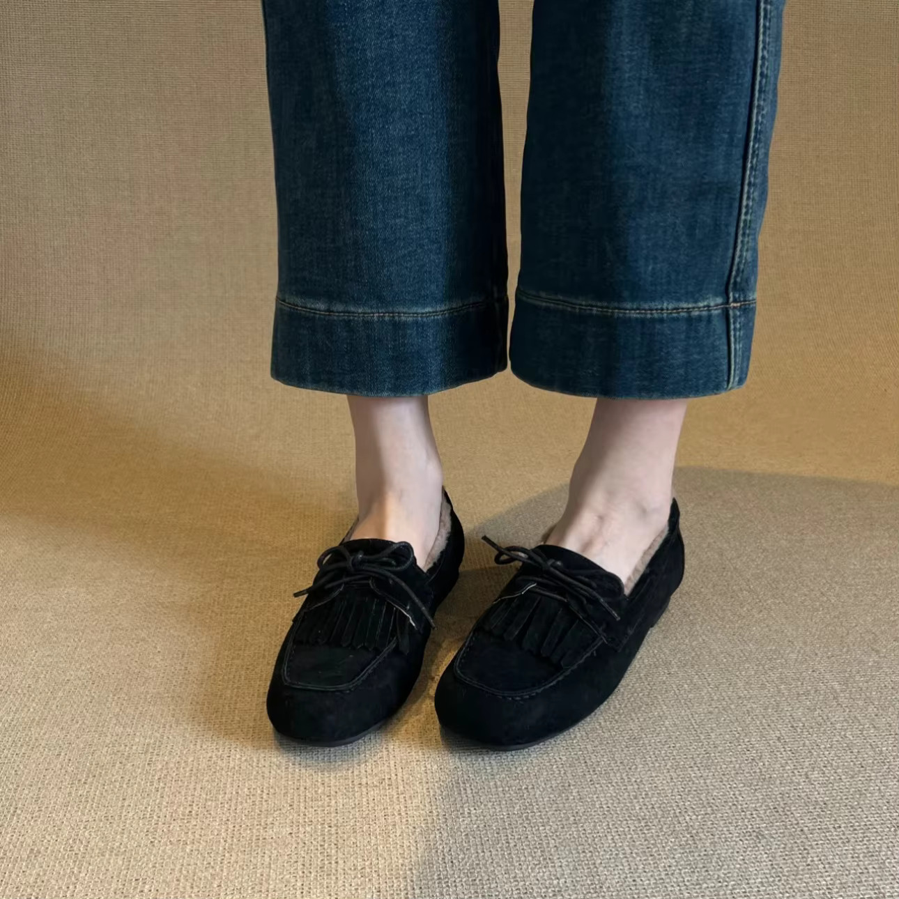 Retro Leather One Foot with Veet Bean Shoes for Women, Matte Tassel Lace Up Round Toe Flat Bottom Loafers 250318