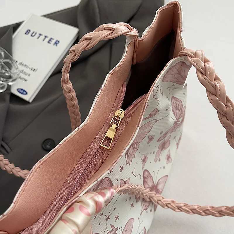 Leisure Large Capacity 2024 New Summer Shoulder Bag Butterfly College Student Commuter Tote Bag Trendy and FiableXJ250227
