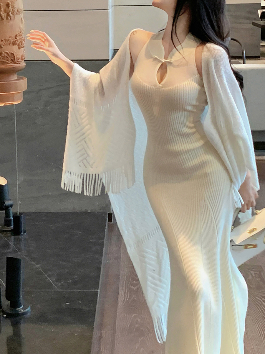 F5100 Cheongsam Dress Women's Knitted Hollow Sleeveless Fishtail Skirt Tassel Shawl Two-piece Set