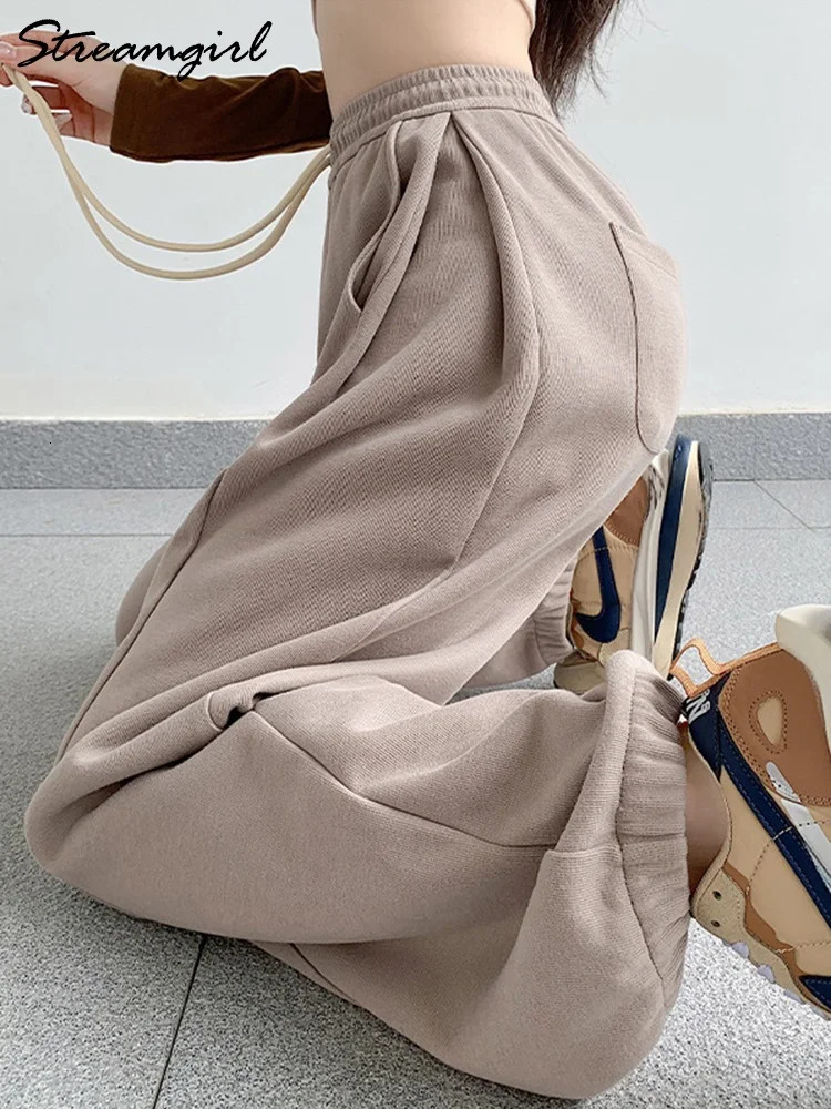 Khaki Baggy Sweatpa… - image