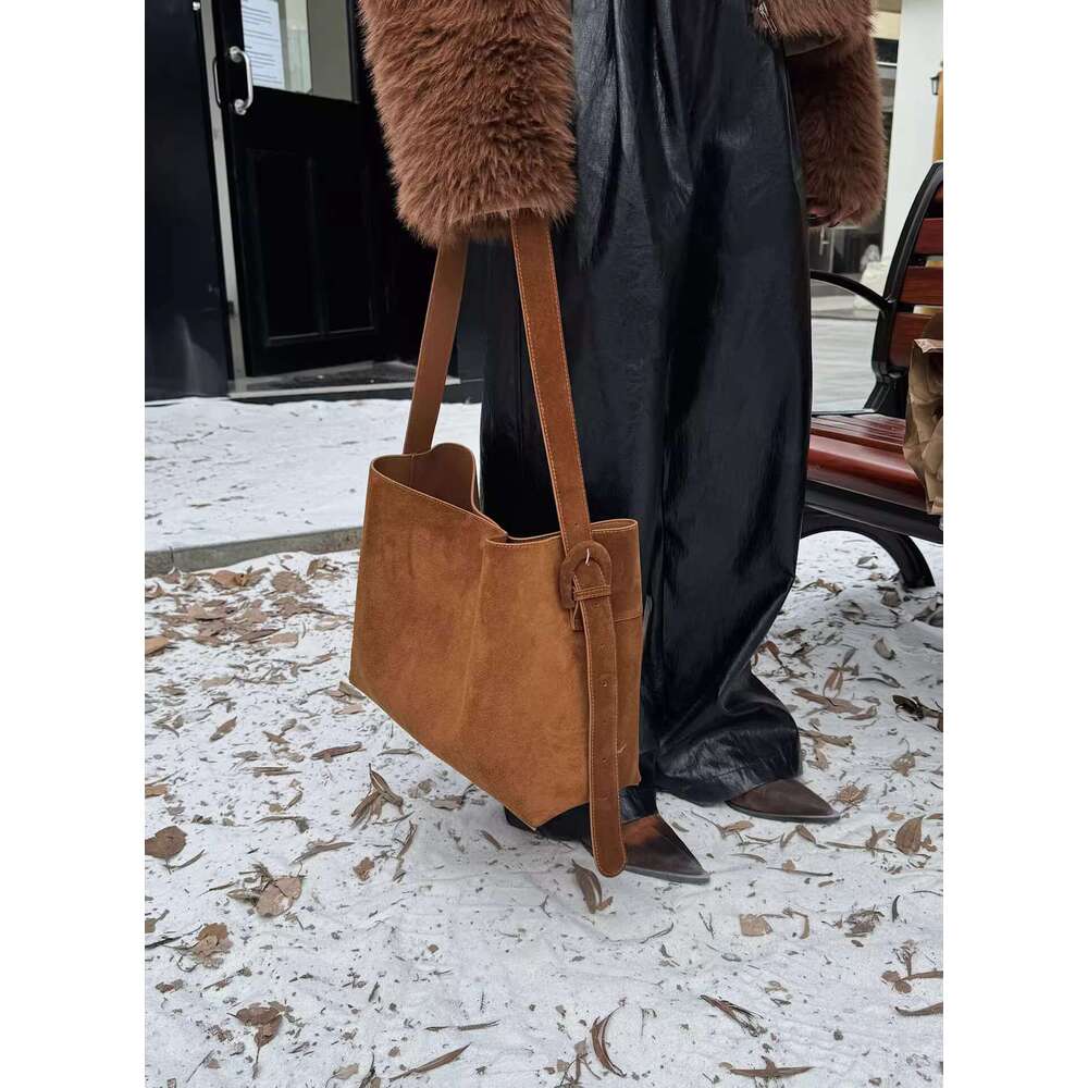 Women's Bags Genuine leather Maillard bag, women's bag, frosted cowhide commuting shoulder bag, underarm bag, large capacity tote bag