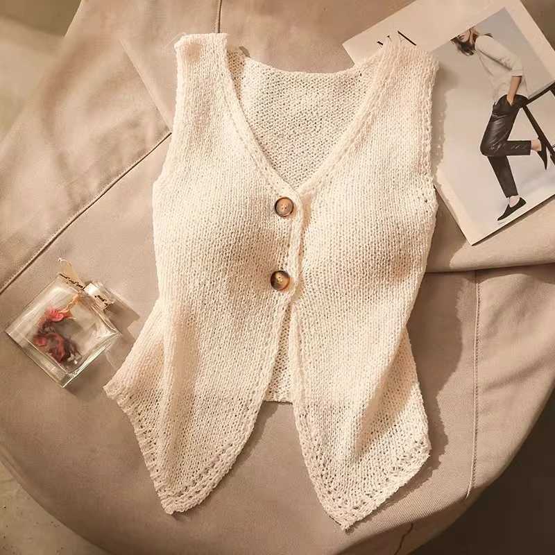 Summer Women Fashion Solid Color Chic Buttons V-neck Sveless Knitted CamisoleXJ250212