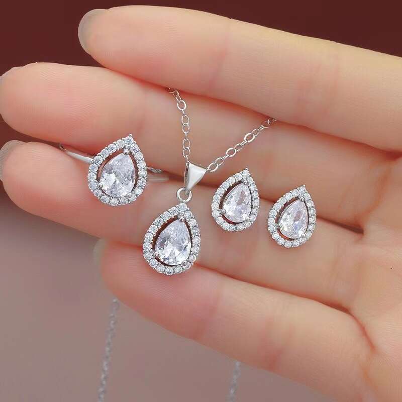 Recommended new minimalist necklace set from Japan South Korea, fashionable and elegant zircon teardrop shaped open ring earrings