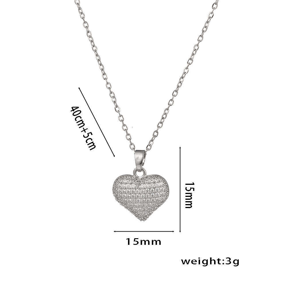 Designer Necklace For Women Europe and America's new personalized love necklace female heart shaped pendant Tiktok hot selling niche design high-