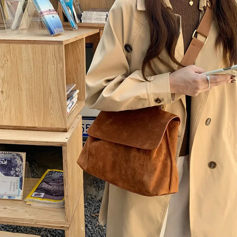 Winter Fashion Shoulder Bags for Women Retro Pu Leather Flap Crossbody Bag Lady Messenger Handbag Clutch Purse 250207