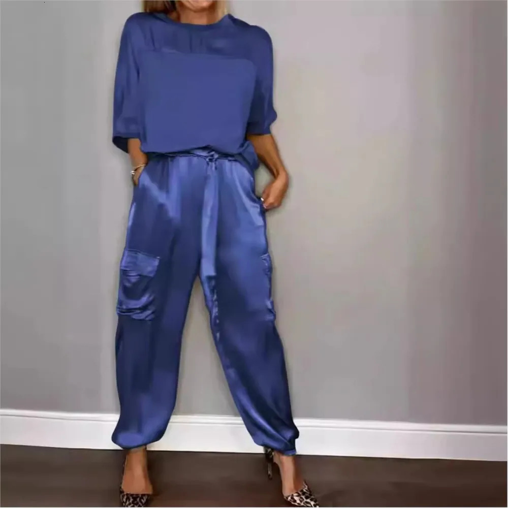 Womens smooth satin short sleeved top and pants twopiece set Oneck lace loose elegant womens 250211 - view 5