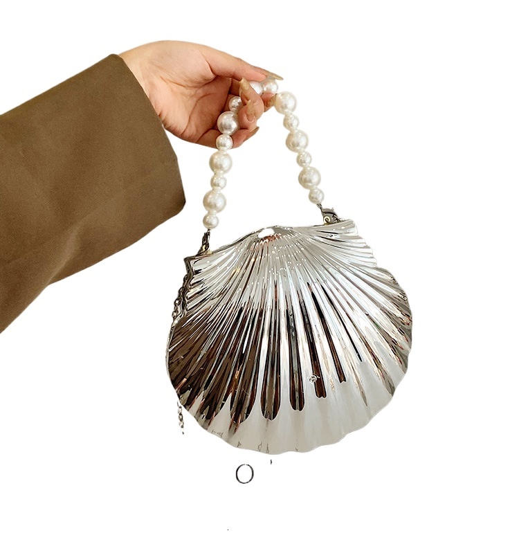 Evening Shape Women Clutch 2023 New Wedding Bridal Handbag Pearl Beaded Fashion Shell Chain Party Bags