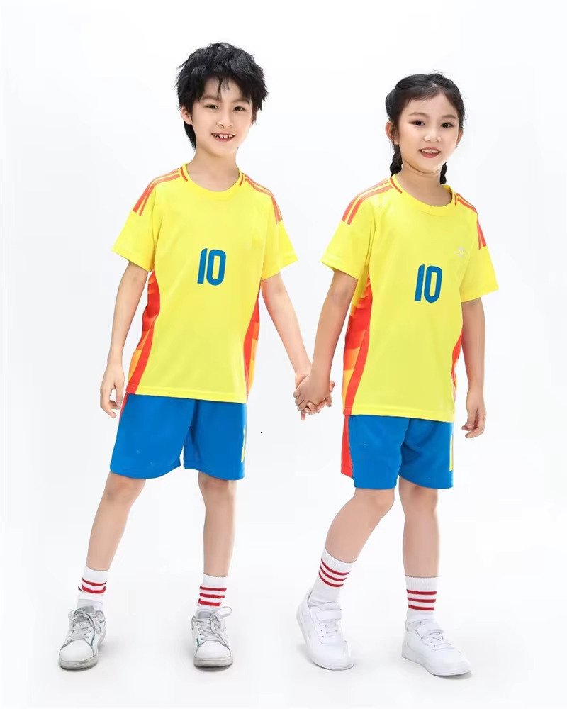 Adult Children's Clothing Set Football Sport Uniforms Boy Girl Columbia Fans Jersey Training Wear Games Kits Leisure Shirt