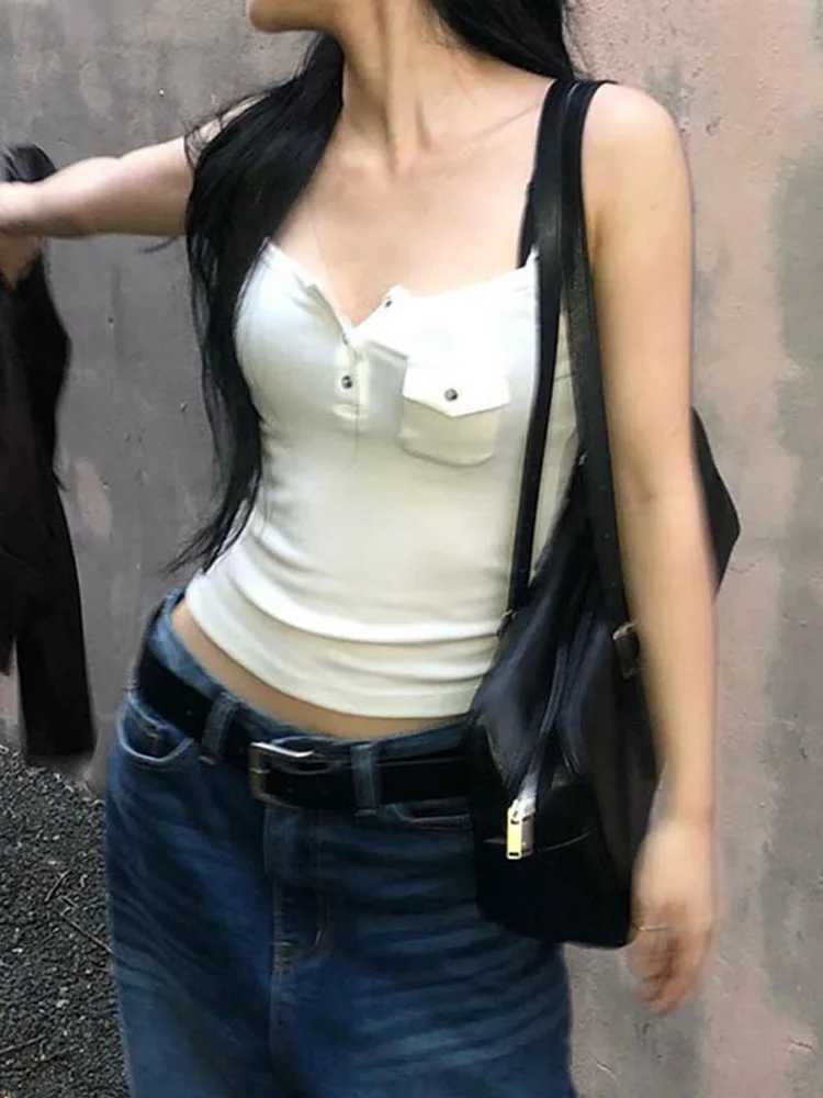 Casual Solid Pockets Camis Top Sexy Slim Slash Neck Sveless Tank Toops Women 2025 Summer Fashion Streetwear LadiesXJ250212