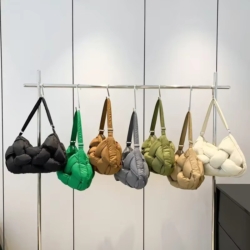 Large Capacity Cotton Padded Lightweight Woven Shoulder Design Puffy Down Space Hobo Handbag Women Warm Soft Crossbody Bag