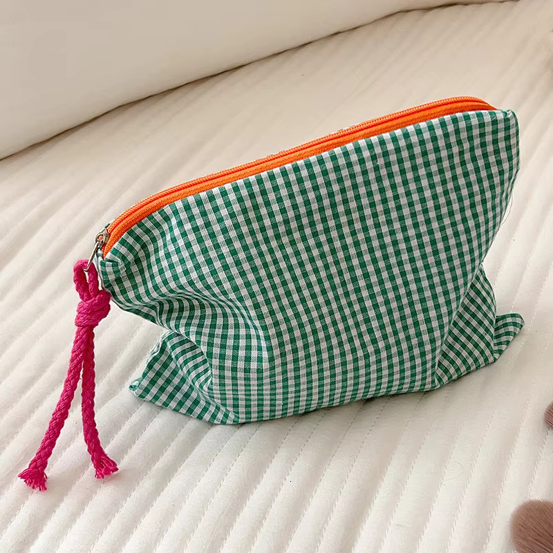 2025 HOT College Style Contrast Color Portable Zipper Cosmetic Bag Organizer Travel Handbags Toiletry Makeup Pouch swissmilitary