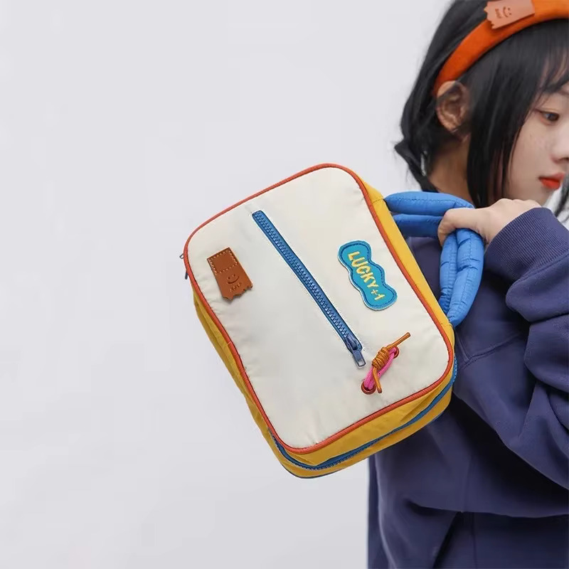 Cute Contrast Color Toiletries and Makeup Women's Portable Large-capacity Folding Cosmetic Travel Wash Bag swissmilitary