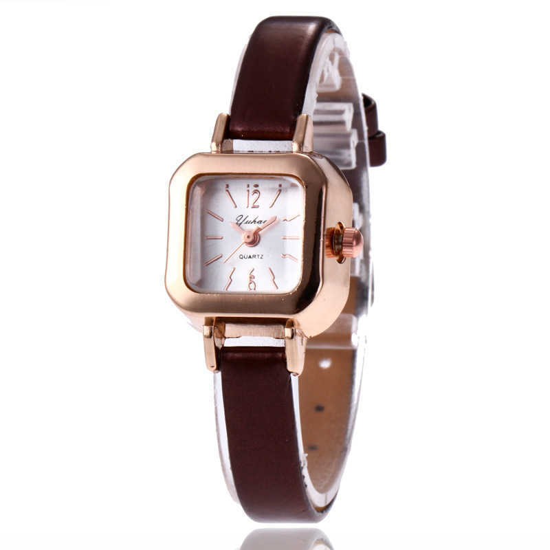 2023 Korean Edition Light Luxury Strap Small Square Watch with Literary Style Womens Watch High Beauty Quartz Watch W250212