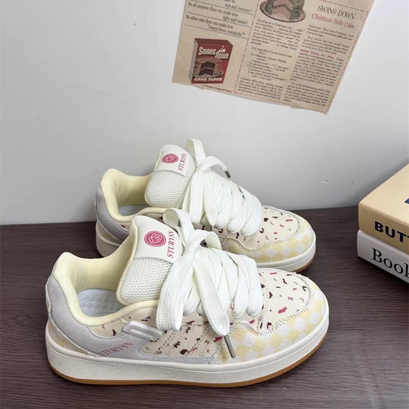Ddmysports China domestic Hot air thick sole port wind bread shoes board shoes women 2024 new spring and autumn leisure sports shoes denim canvas shoe